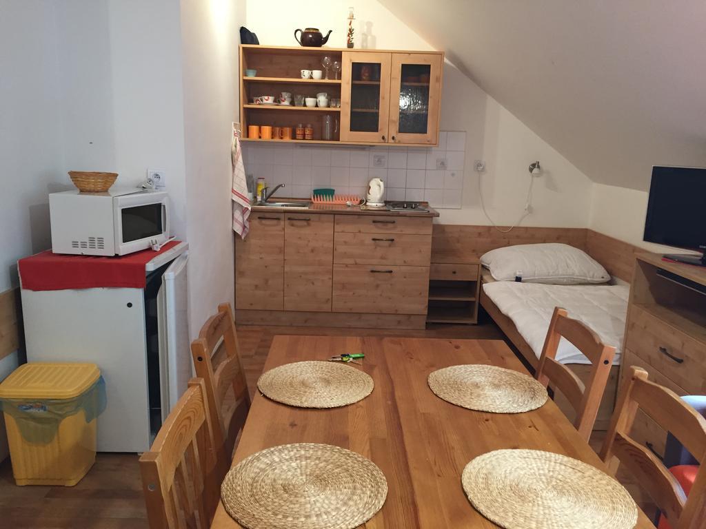 Orbit Karlov Pod Pradedem Apartment มาลา โมราฟกา ภายนอก รูปภาพ